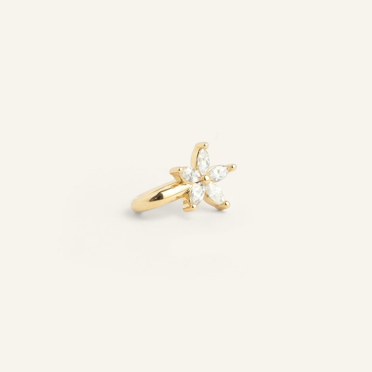 Earcuff fleur plaqué or femme hélix