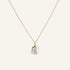 Collier femme plaqué or avec un pendentif en nacre