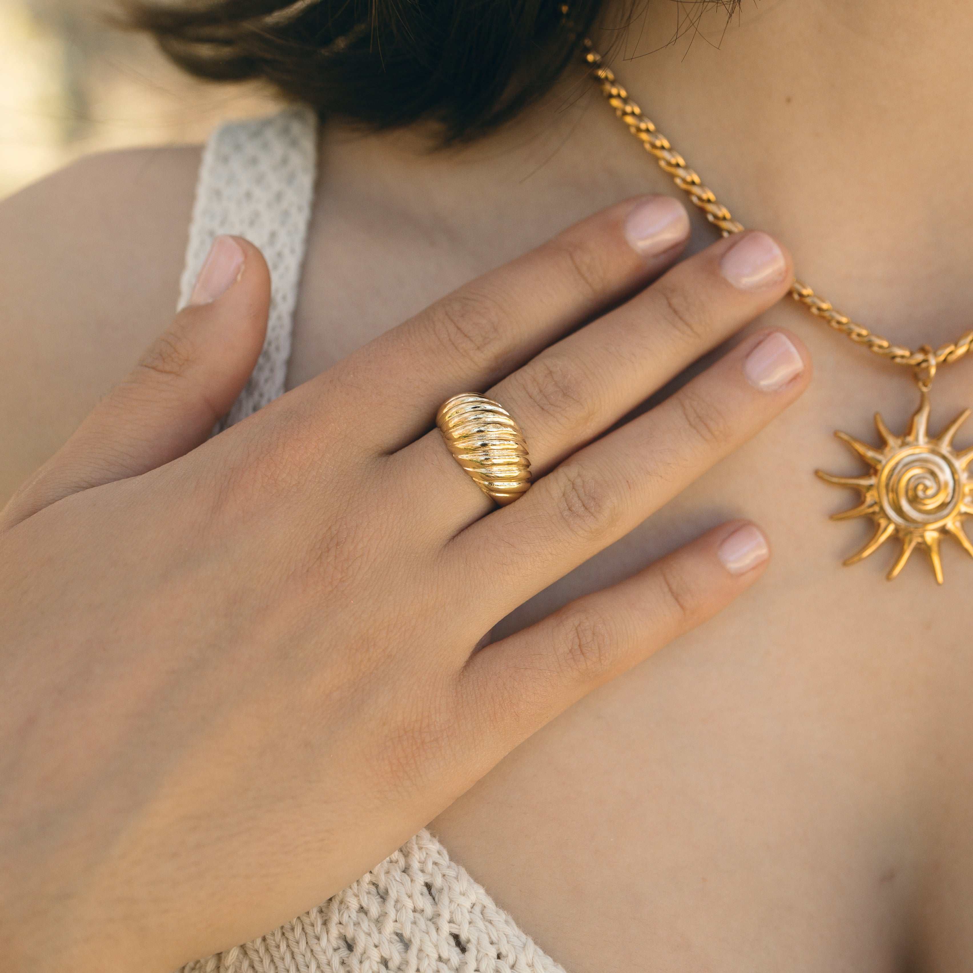 Nerona Ring