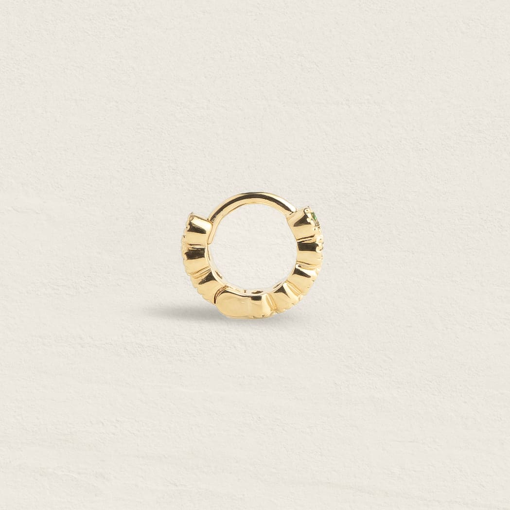 Mini créole femme plaqué or sertie de pierres vertes