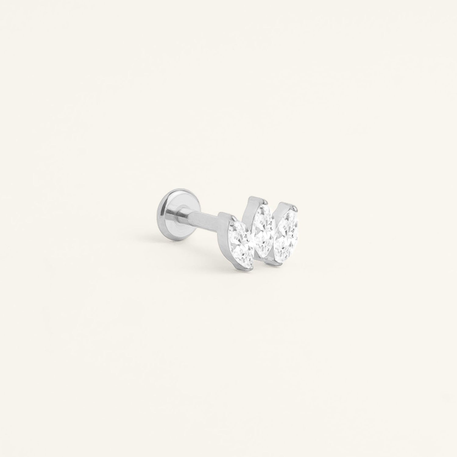 Piercing titane argenté