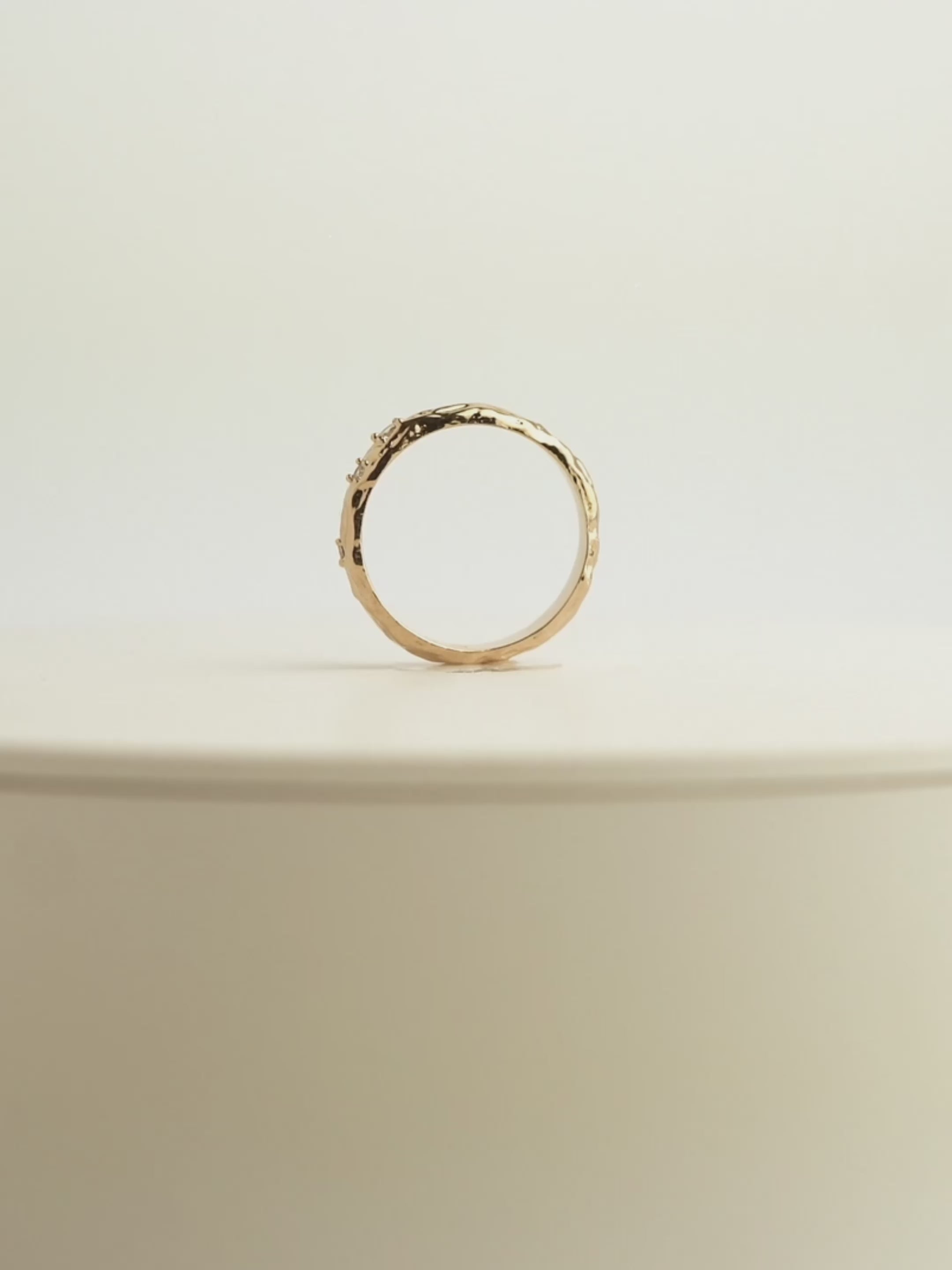 Sissy Ring