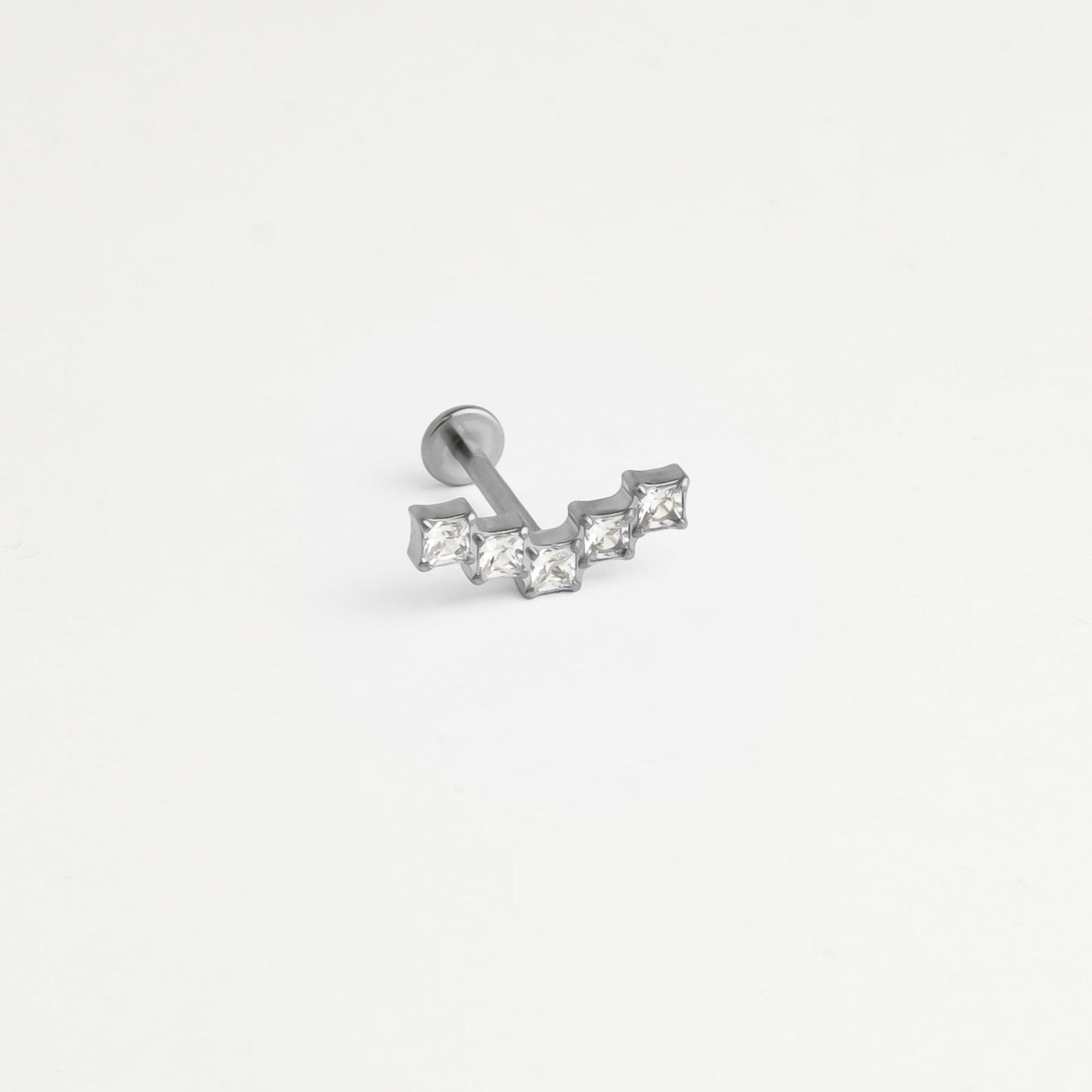 Piercing titane argenté