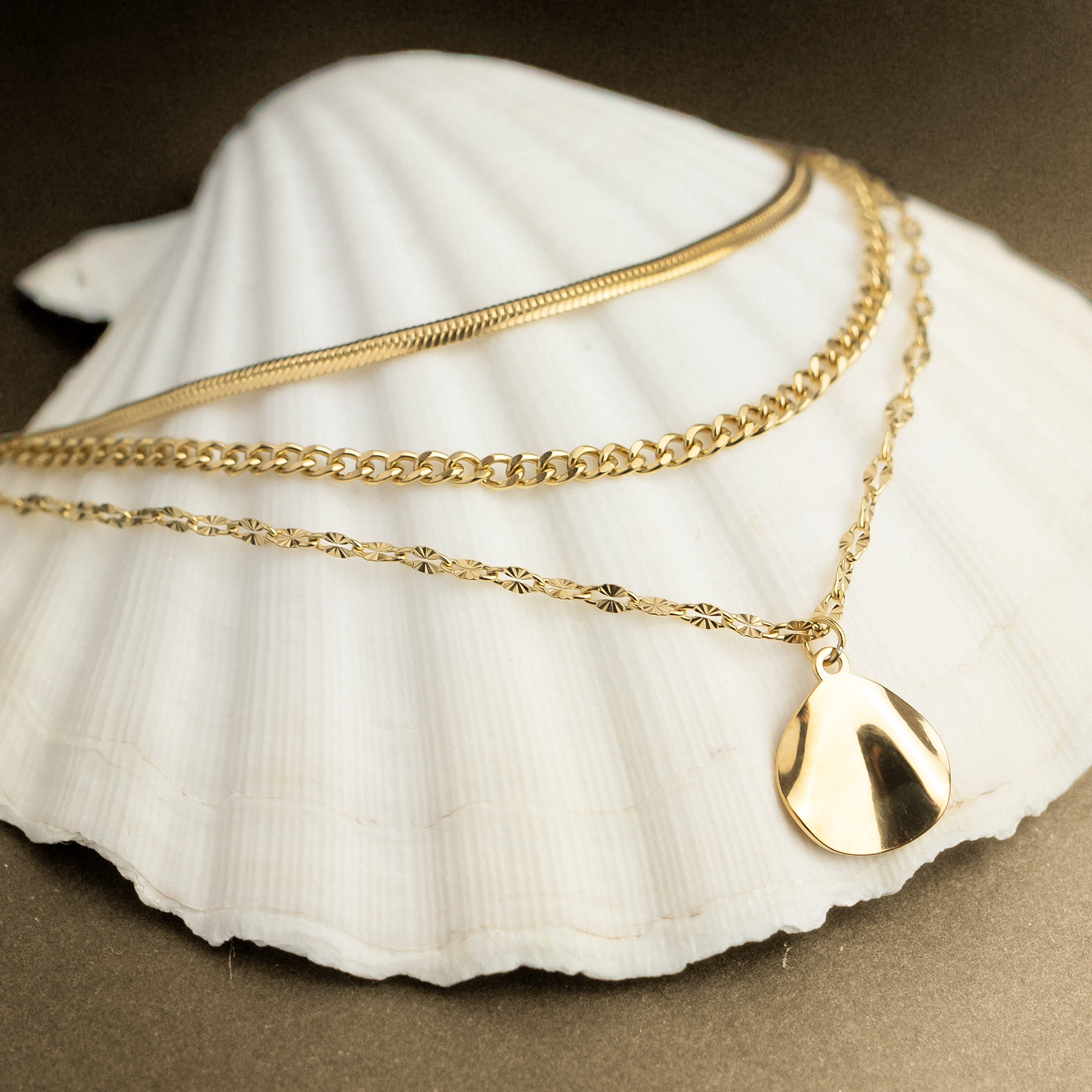 Collier triple Camila