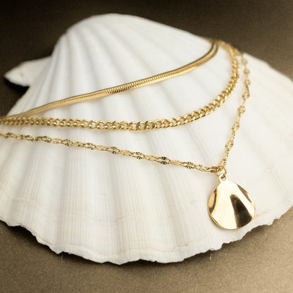 Collier triple Camila