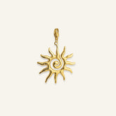 Charm soleil en acier inoxydable doré
