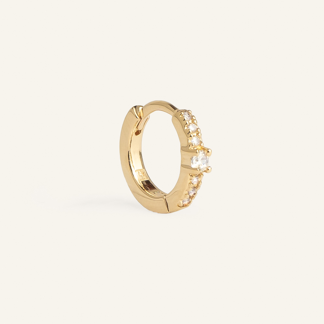 Mini créole plaqué or avec zircons blancs