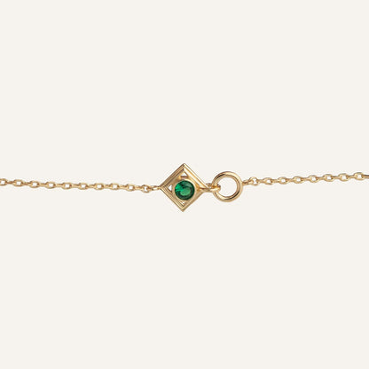 Bracelet fin femme plaqué or pierre verte