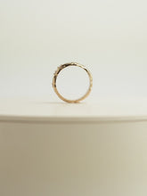 Vidéo de la bague Sissy en plaqué or sertie de zircons blancs
