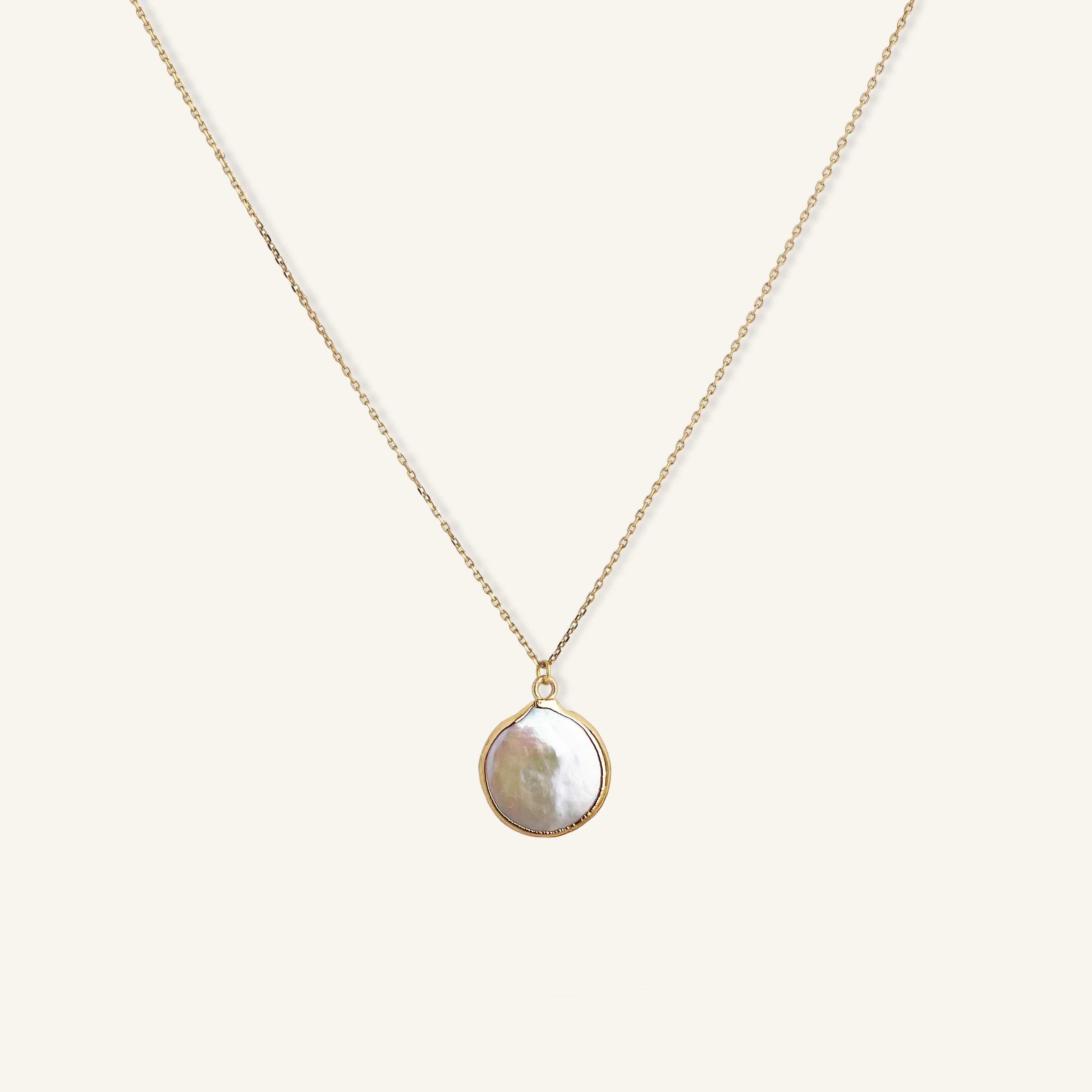Collier Nera
